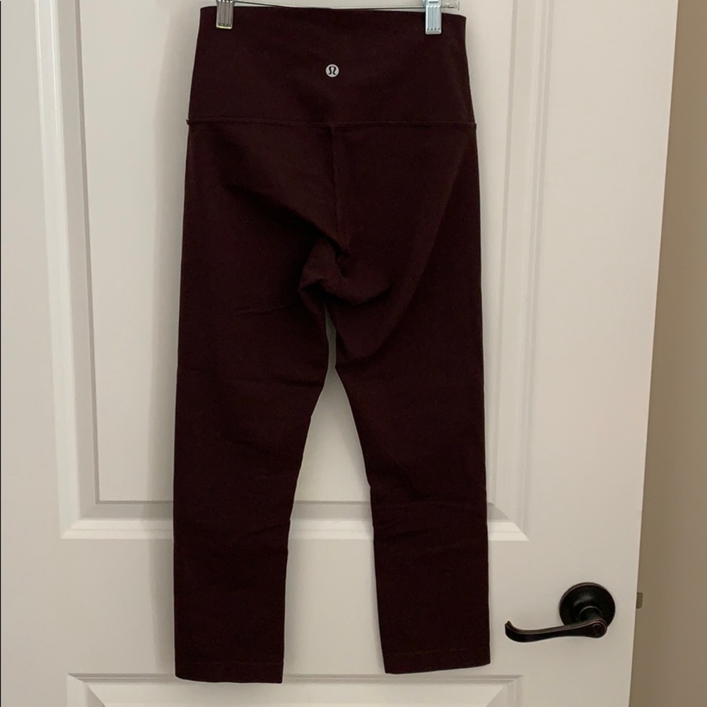 Lululemon crop athletic leggings, maroon